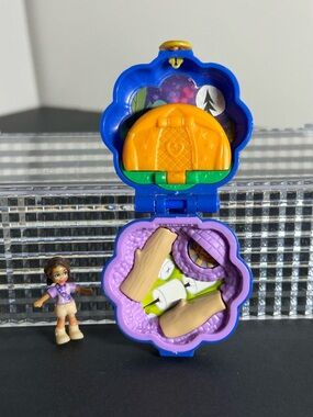 Polly Pocket Tiny Pocket Places Camping Compact featuring a Shani Doll